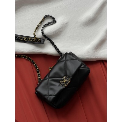Сумка жіноча клатч Chanel 19 Chain Shoulder Bag через плече чорний Шанель Сумка жіноча клатч Chanel 19 Chain Shoulder Bag через плече чорний Шанель