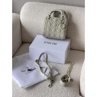 Сумка жіноча Christian Dior Lady My ABCBag через плече молочний/сірий матовий Small Діор (Premium) Сумка жіноча Christian Dior Lady My ABCBag через плече молочний/сірий матовий Small Діор (Premium)