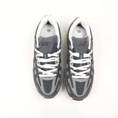 Nike P-6000 сірі золотий знак, Розмір 41