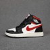 Nike Air Jordan 1 білі з чорним і червоним, Розмір 38