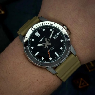 Casio MTP-VD01-5E