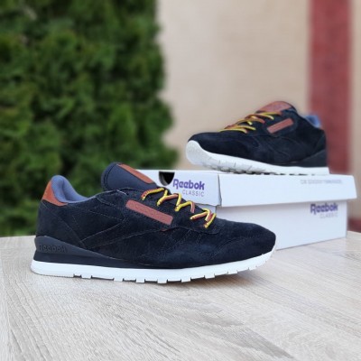 Reebok Classic чорні з білим, Розмір 42